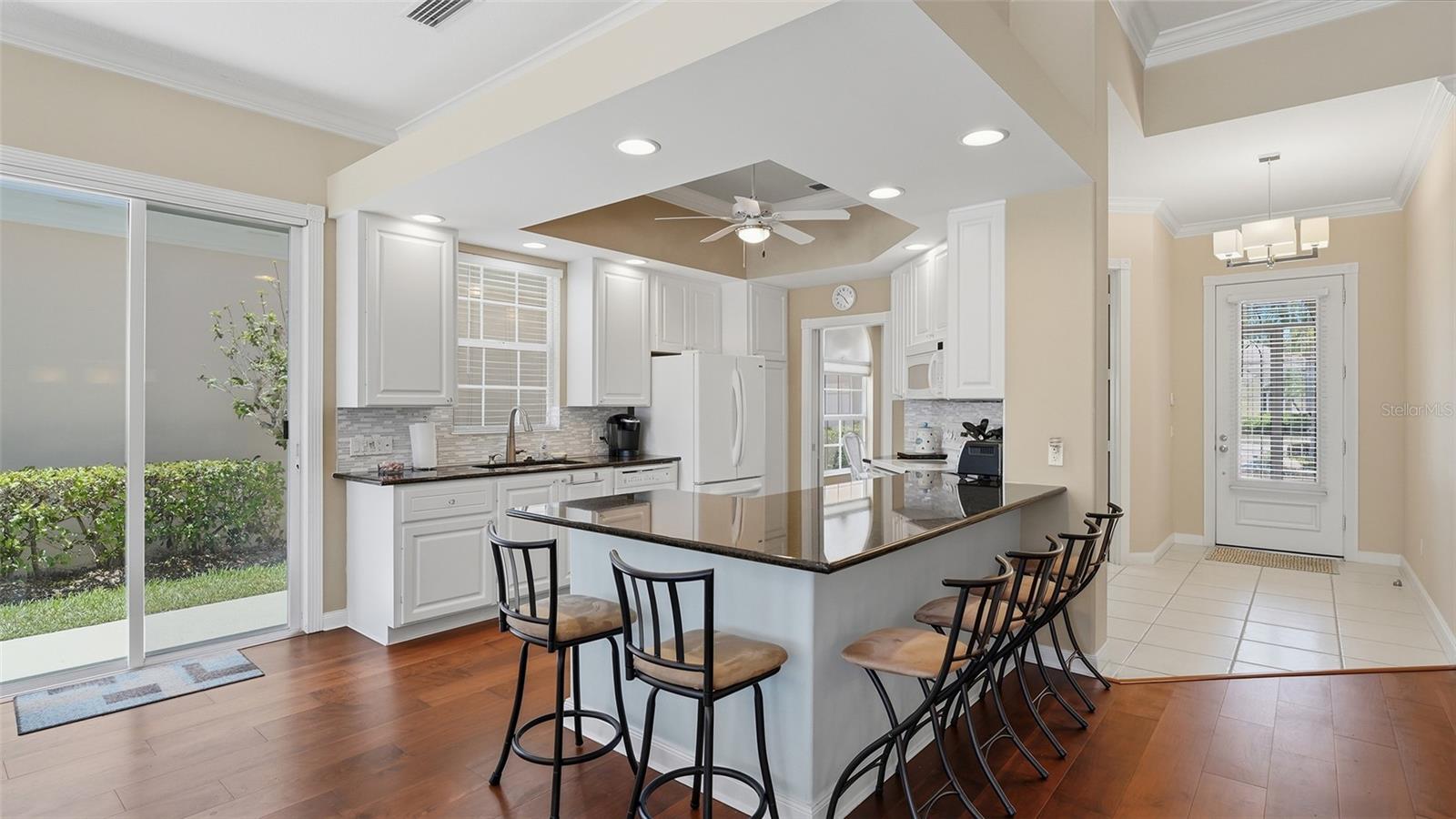 VILLAGEWALK - Residential