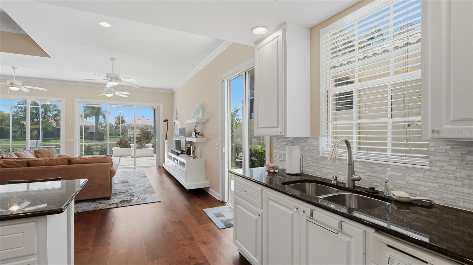 VILLAGEWALK - Residential