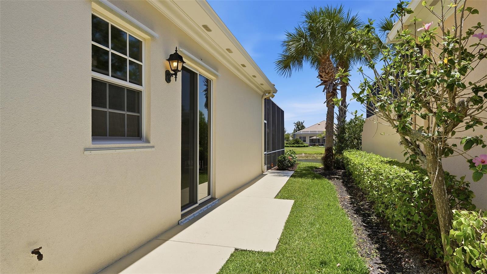 VILLAGEWALK - Residential