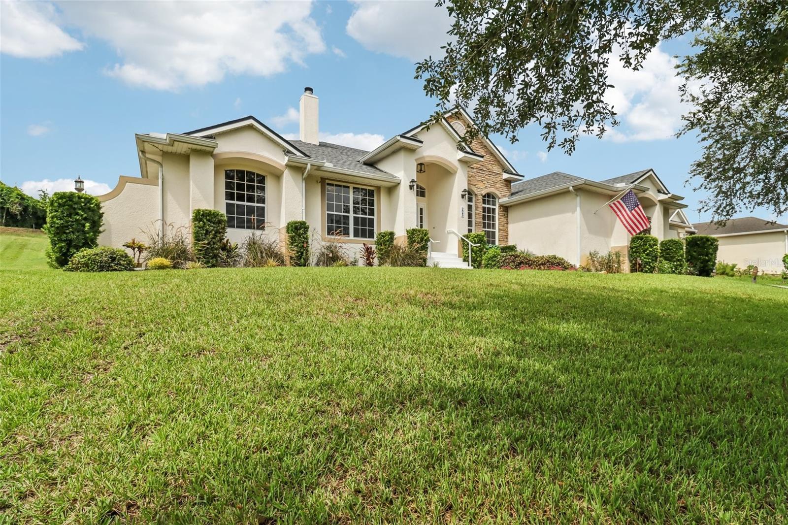 225 GLEN ABBEY LANE