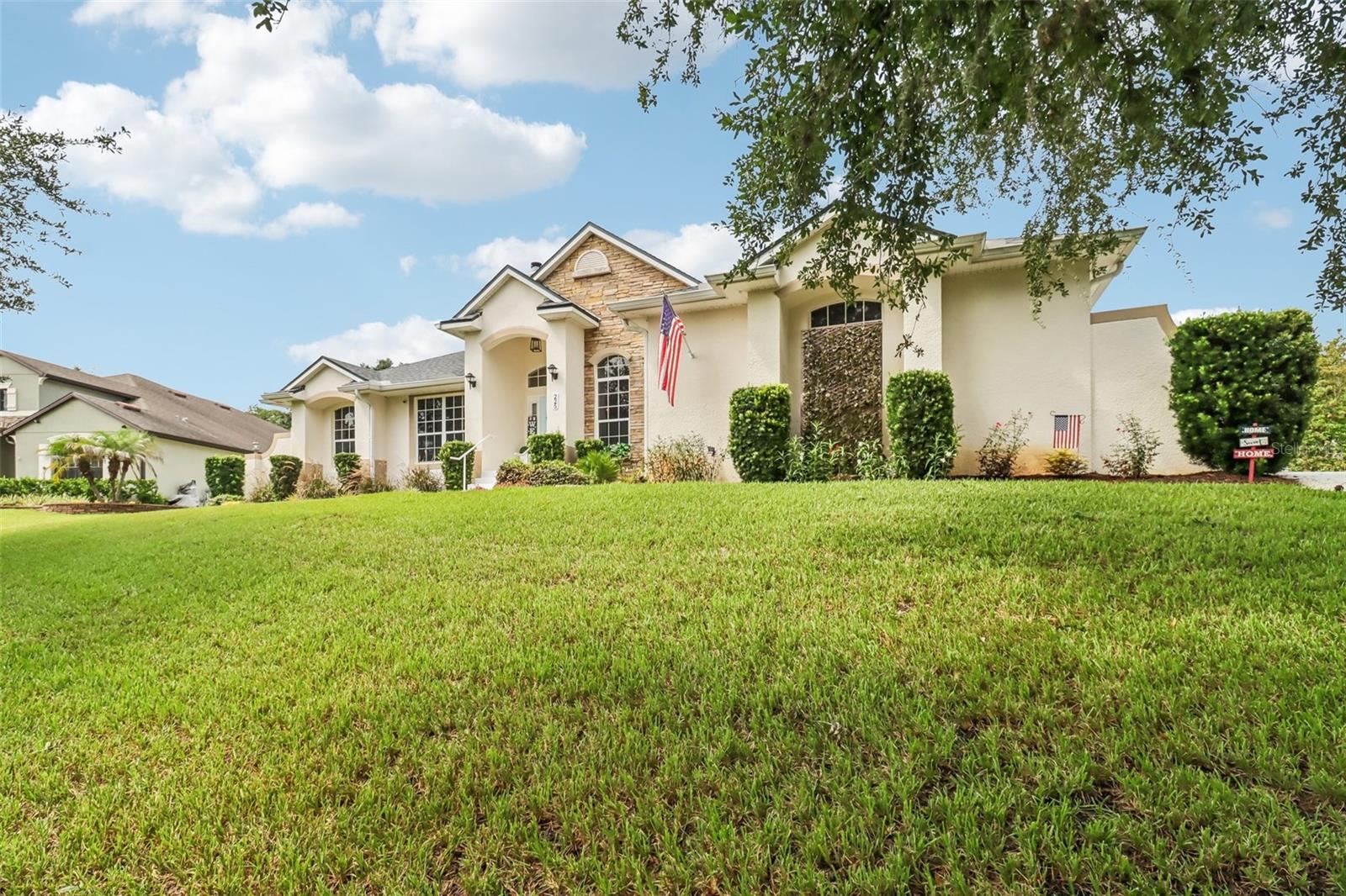 225 GLEN ABBEY LANE