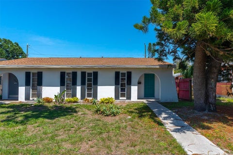 Photo of 1720 53rd Street S, Gulfport, FL 33707 (MLS # TB8550009)