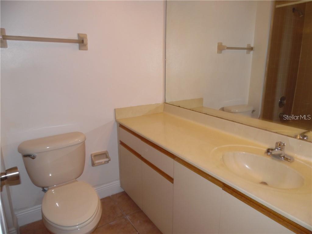 COACH HOMES AT MARINERS VILLAGE - Residential Lease
