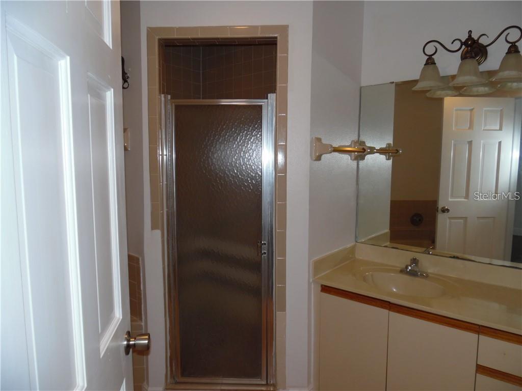 COACH HOMES AT MARINERS VILLAGE - Residential Lease
