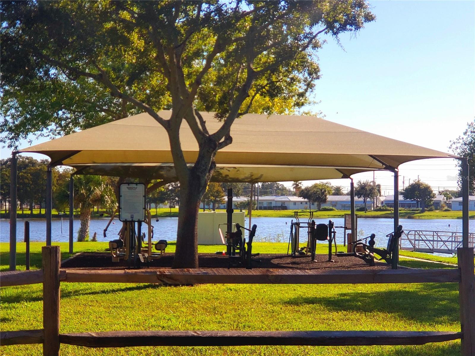 MAINLANDS OF TAMARAC BY THE GULF UNIT 6 CONDO - Residential