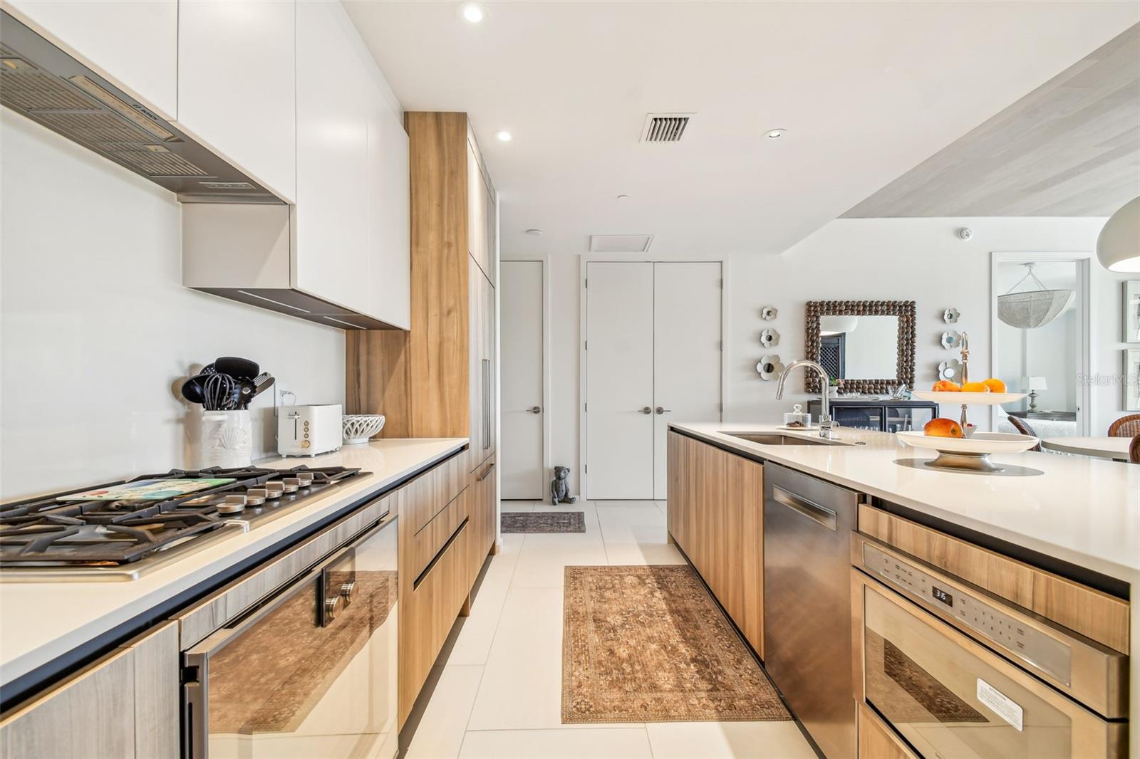 SERENA BY THE SEA CONDO - Residential