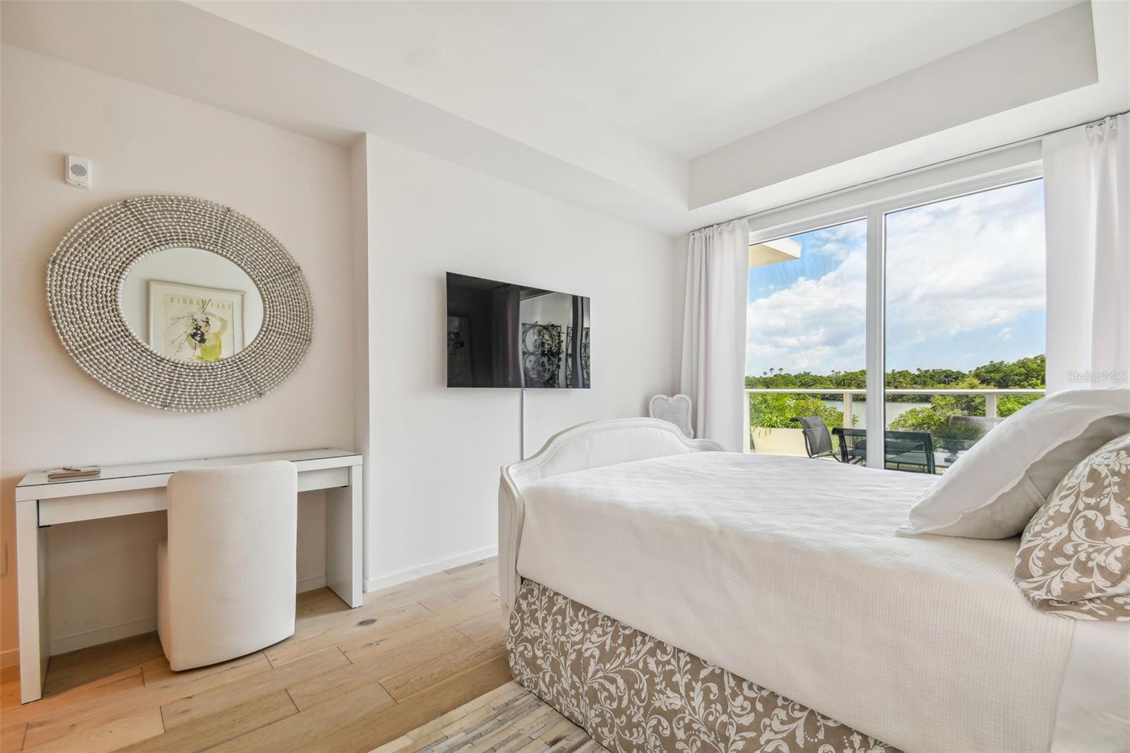 SERENA BY THE SEA CONDO - Residential