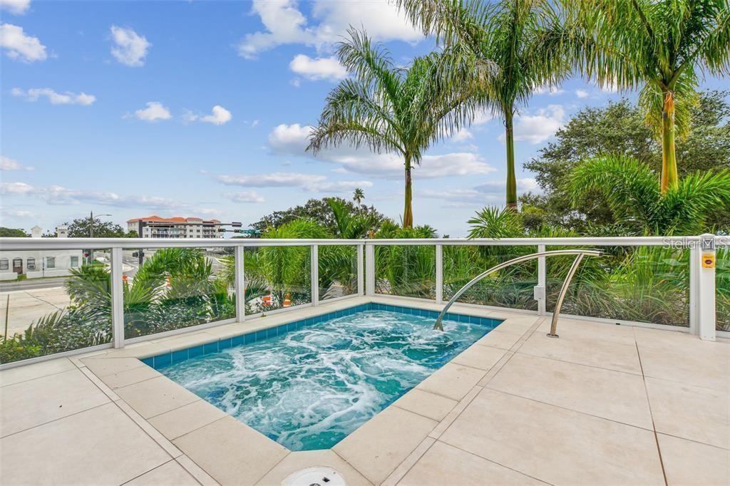 SERENA BY THE SEA CONDO - Residential