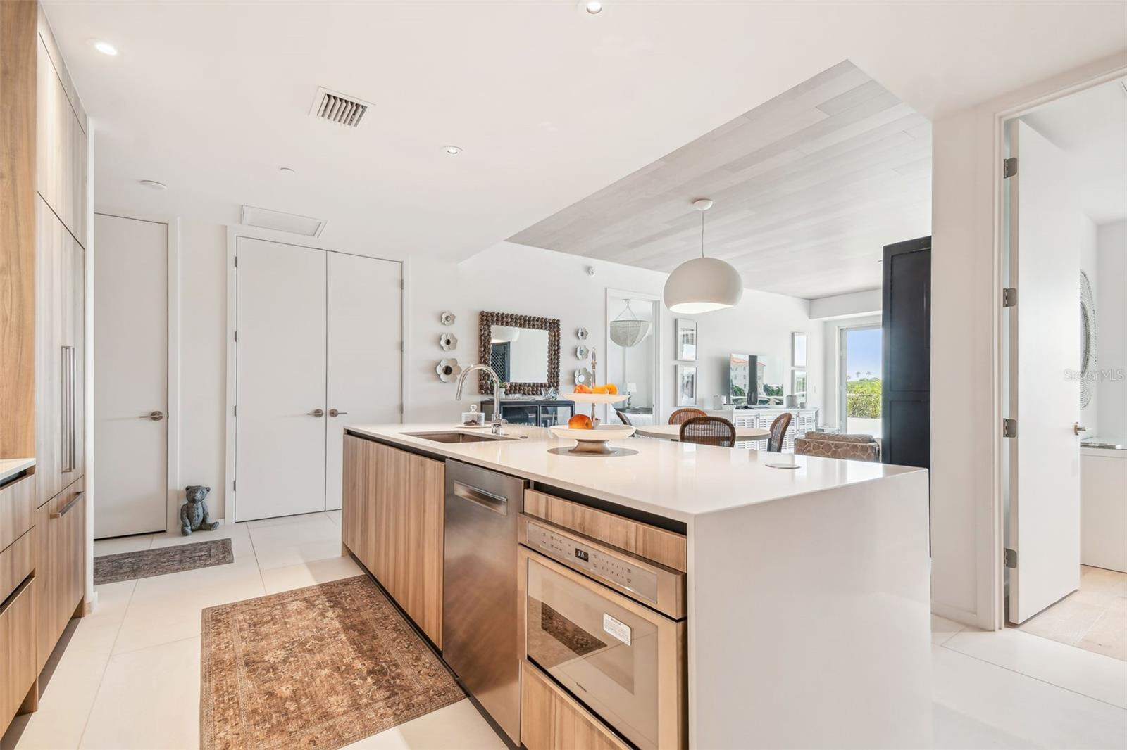 SERENA BY THE SEA CONDO - Residential