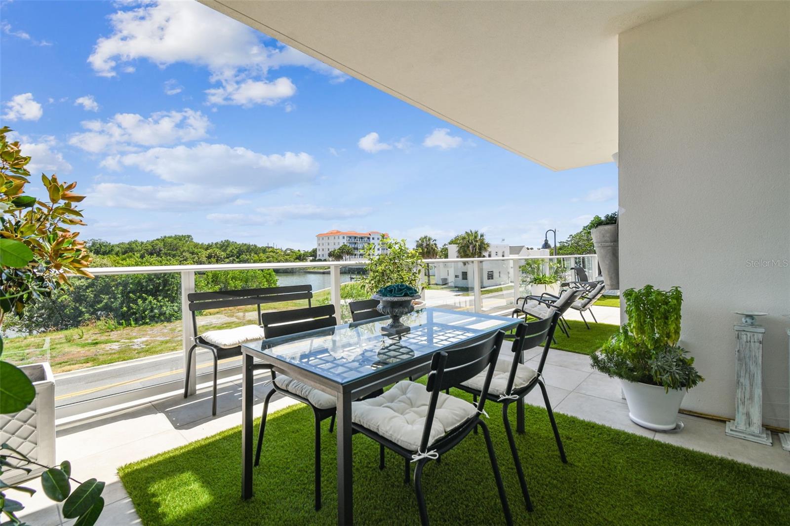 SERENA BY THE SEA CONDO - Residential