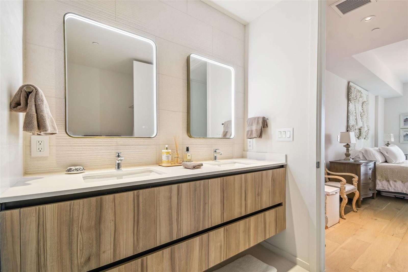 SERENA BY THE SEA CONDO - Residential