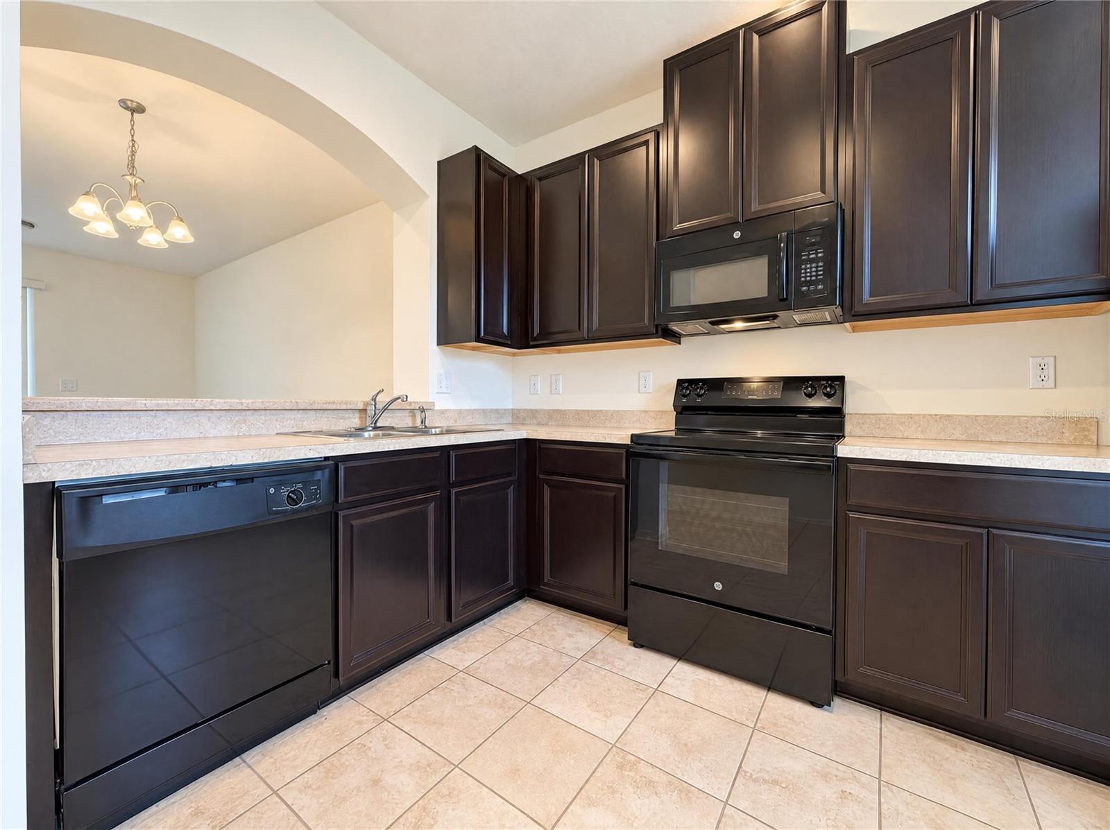 7030 SPOTTED DEER PLACE, RIVERVIEW, FL, 33578 1 7030 SPOTTED DEER PLACE