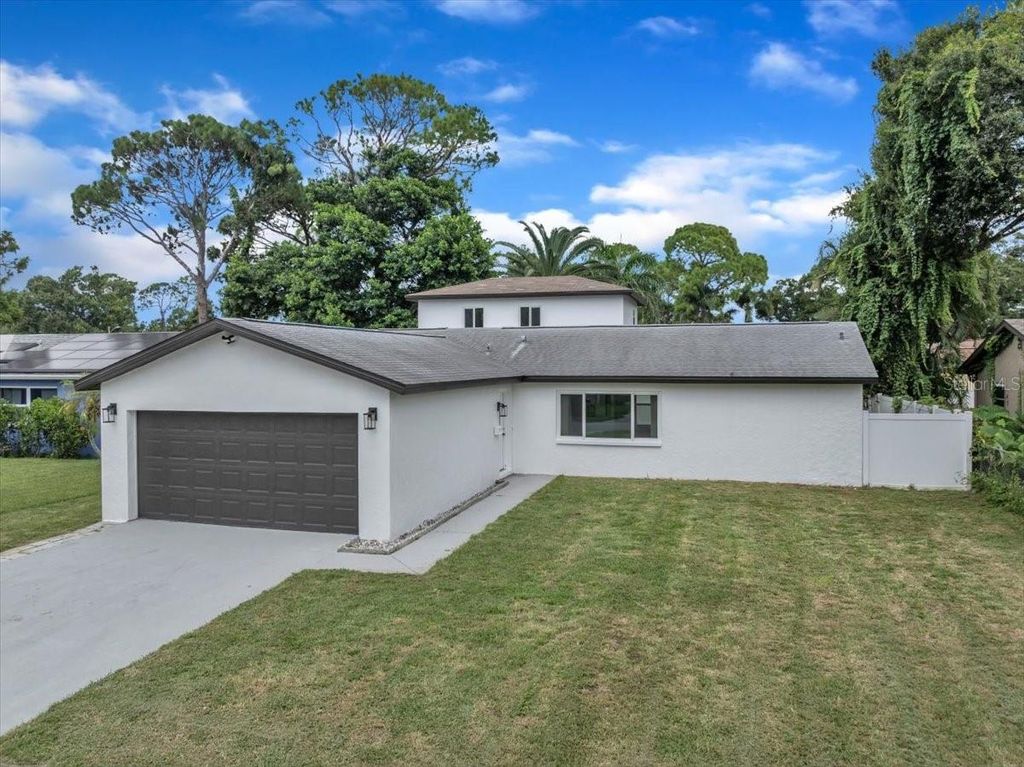 Photo of 5945 64th Terrace North Ter, Pinellas Park, FL 33781 (MLS # TB8420605)