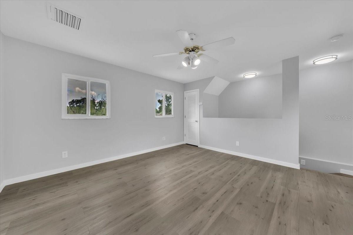 DAWNEE BROOK LOT 22 - Residential