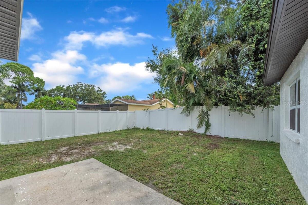 DAWNEE BROOK LOT 22 - Residential