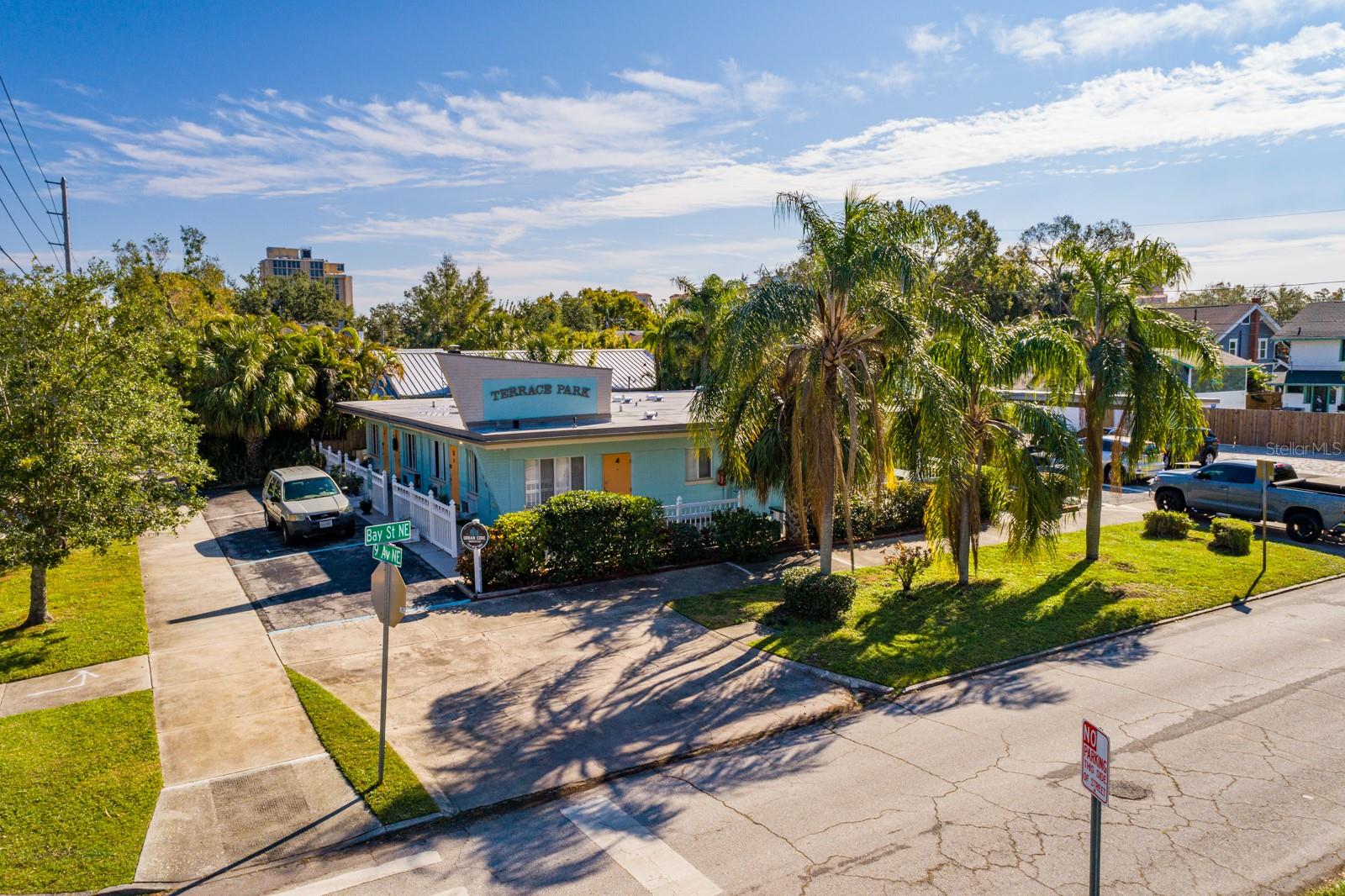 EXCELLENT OPPORTUNITY to acquire 10 UNITS in the heart of upscale and in-demand OLD NORTHEAST!! Positioned on an OVER-SIZED CORNER LOT just blocks north of booming Downtown St Petersburg and blocks off Beach Drive and gorgeous waterfront North Shore Park, this property benefits from extreme walkability while surrounded by classic Florida charm. Comprising 8 studios and 2 One-Bedroom apartments - ideal unit sizes for our strong rental market - the property features 11 OFF-STREET PARKING spaces and ON-SITE LAUNDRY, both of which are features that appeal to the target market for tenancy. Previously licensed for transient use and with fully FURNISHED UNITS accordingly, this property is well positioned for a variety of strategies.
With NO FLOOD ZONE, largely updated units separately metered for electric, a fresh paint job and a solid roof with no storm damage, this property is a Turn-Key investment in a HIGH-DEMAND location ideal for any Investor on the spectrum, from new to experienced, and may have significant REDEVELOPMENT POTENTIAL to others thanks to possible density grandfathering; clearly a rare opportunity in a top-tier location just steps away from the ENTERTAINMENT, CULTURAL ATTRACTIONS and WATERFRONT PARKS of ST PETE! With easy access to the freeway it's also just a short drive to our amazing BEACHES or downtown Tampa - truly something for everyone. Don't wait - invest now in the future of St Pete!!! Pre-Contract Showings available when there are vacancies, walk-arounds welcome when there are not - contact today to schedule.