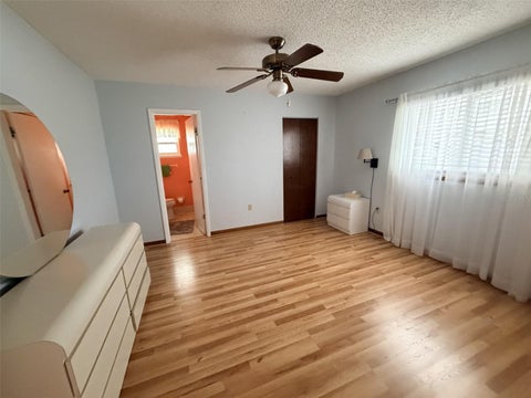 Tiny photo for 10041 SW 97th Court, Ocala, FL 34481 (MLS # OM733413)