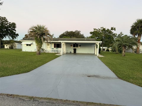 Photo of 10041 SW 97th Court, Ocala, FL 34481 (MLS # OM733413)