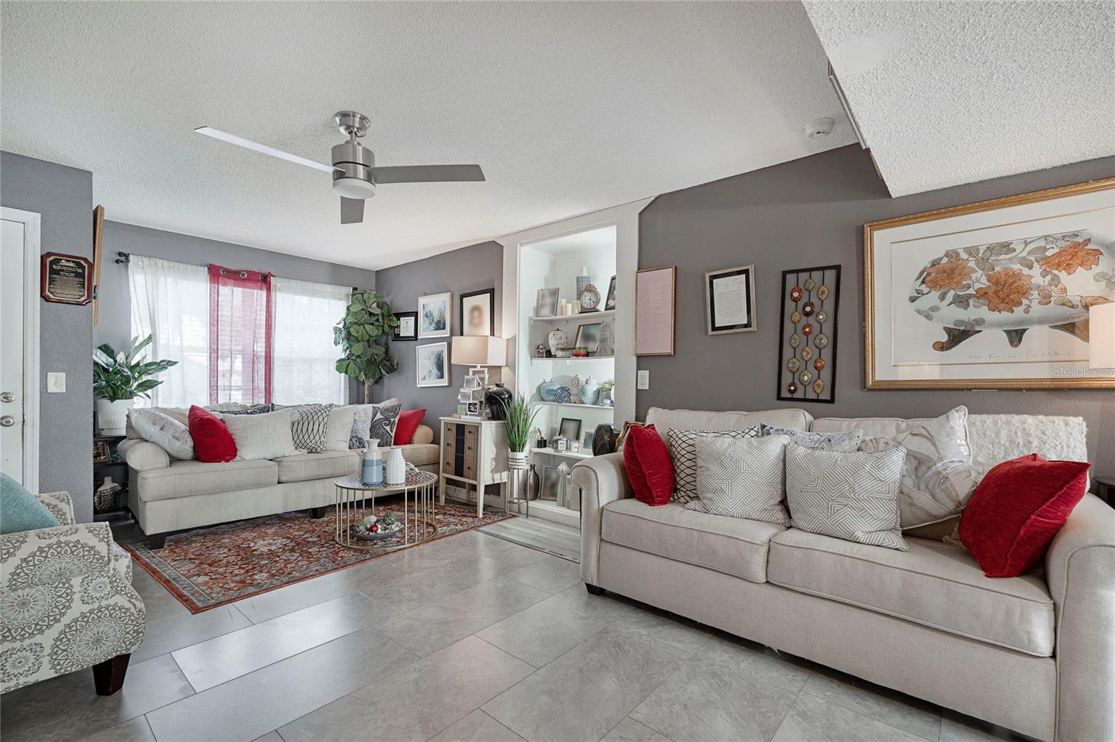 LAKE SARASOTA - Residential