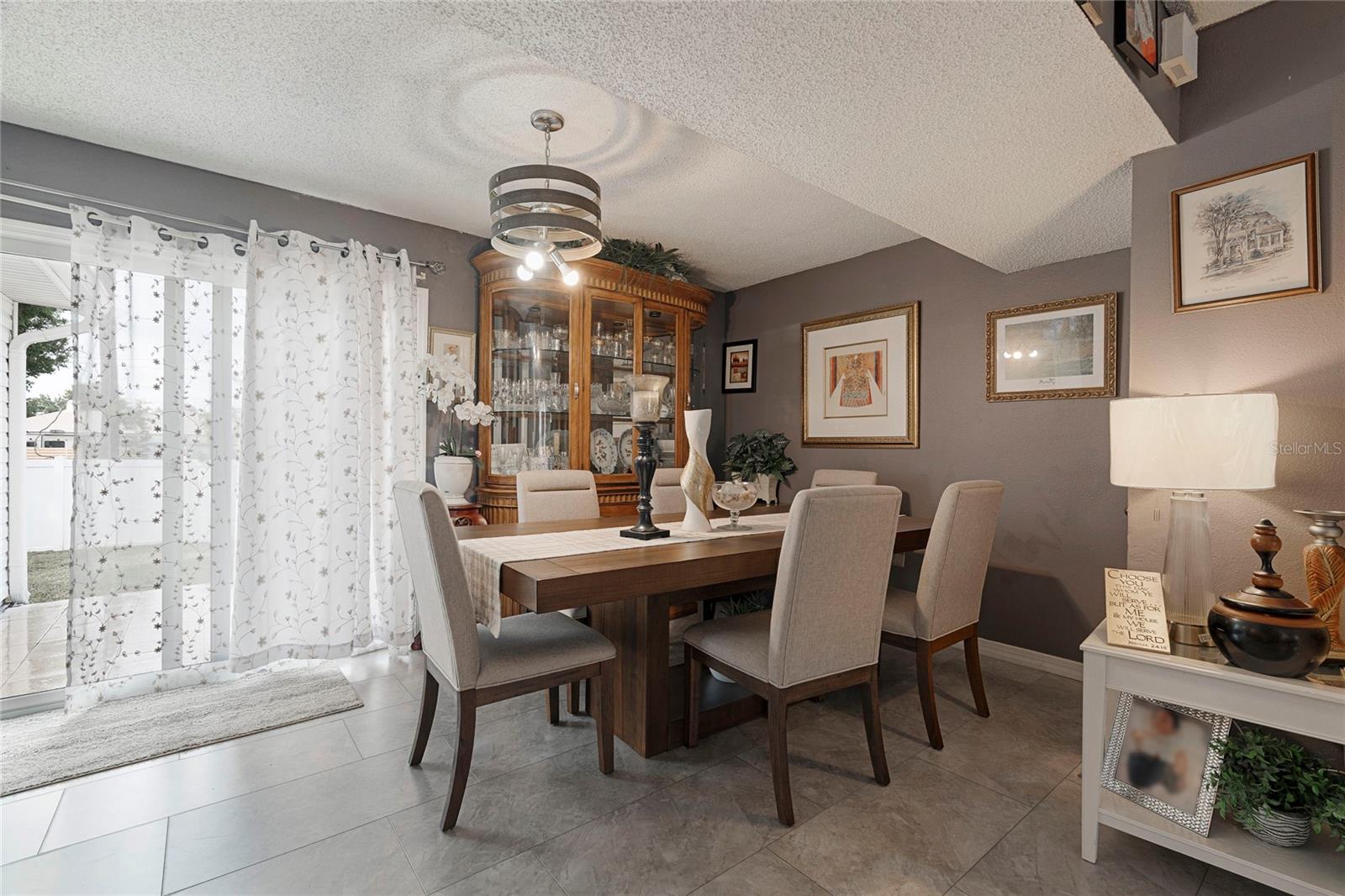 LAKE SARASOTA - Residential