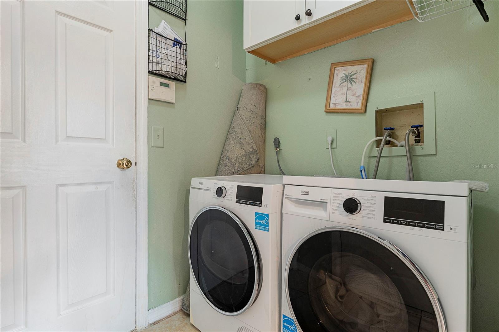 LAKE SARASOTA - Residential