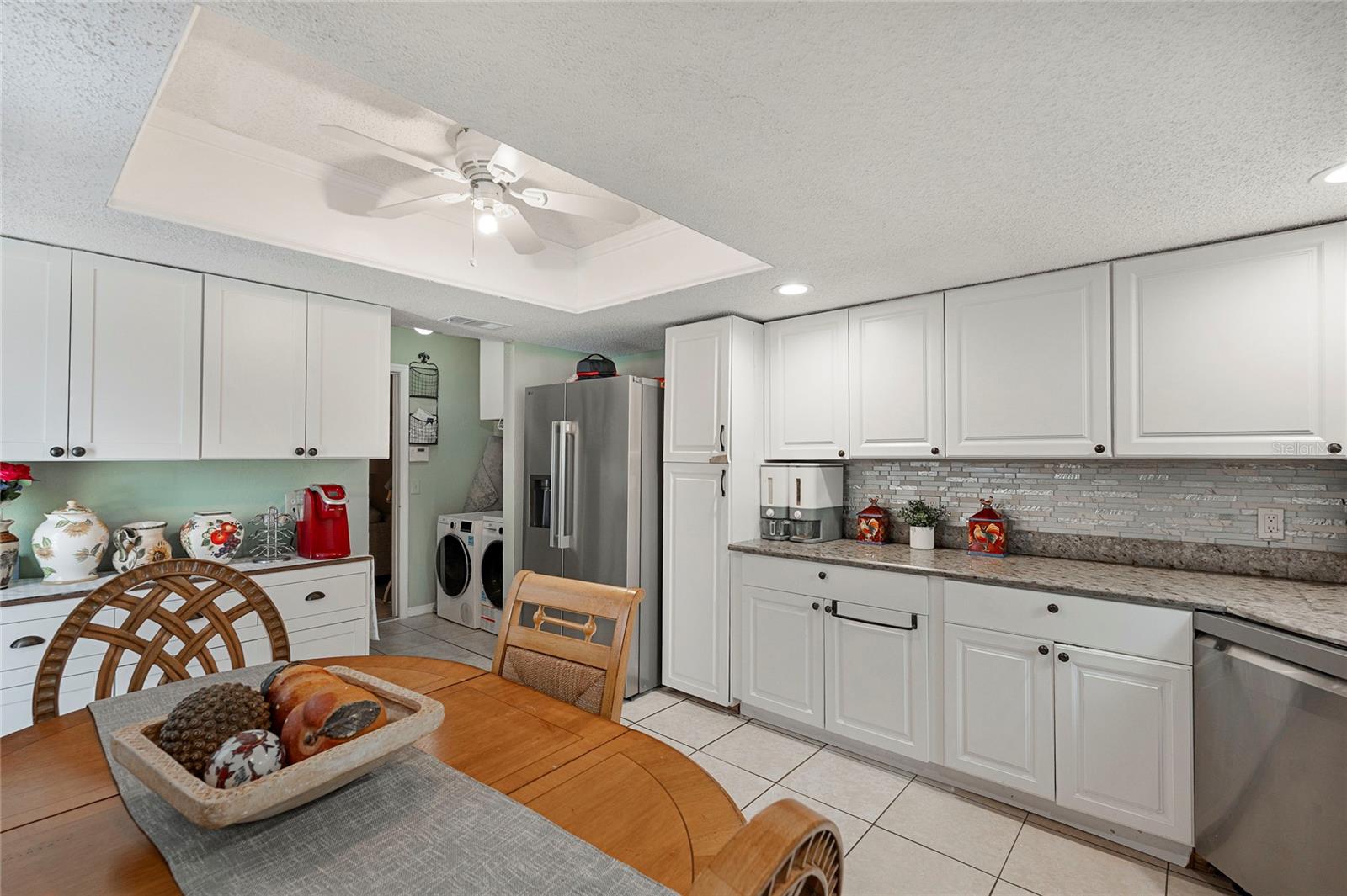 LAKE SARASOTA - Residential