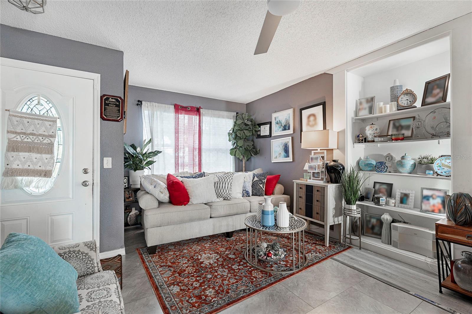 LAKE SARASOTA - Residential