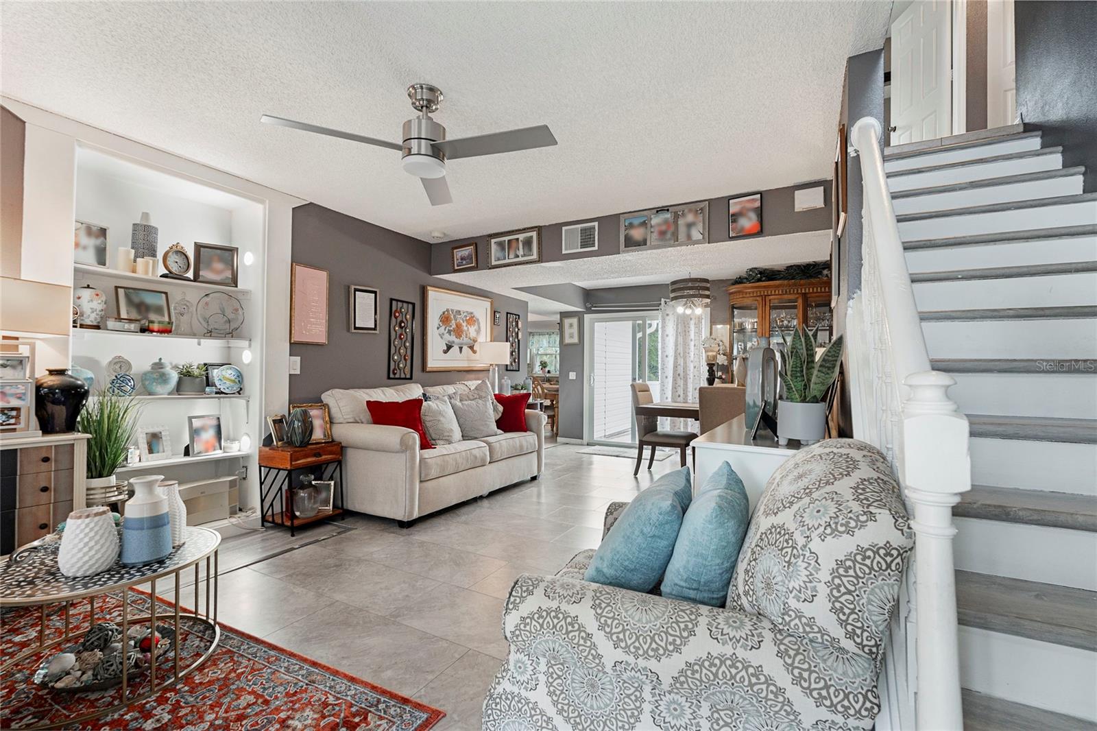 LAKE SARASOTA - Residential