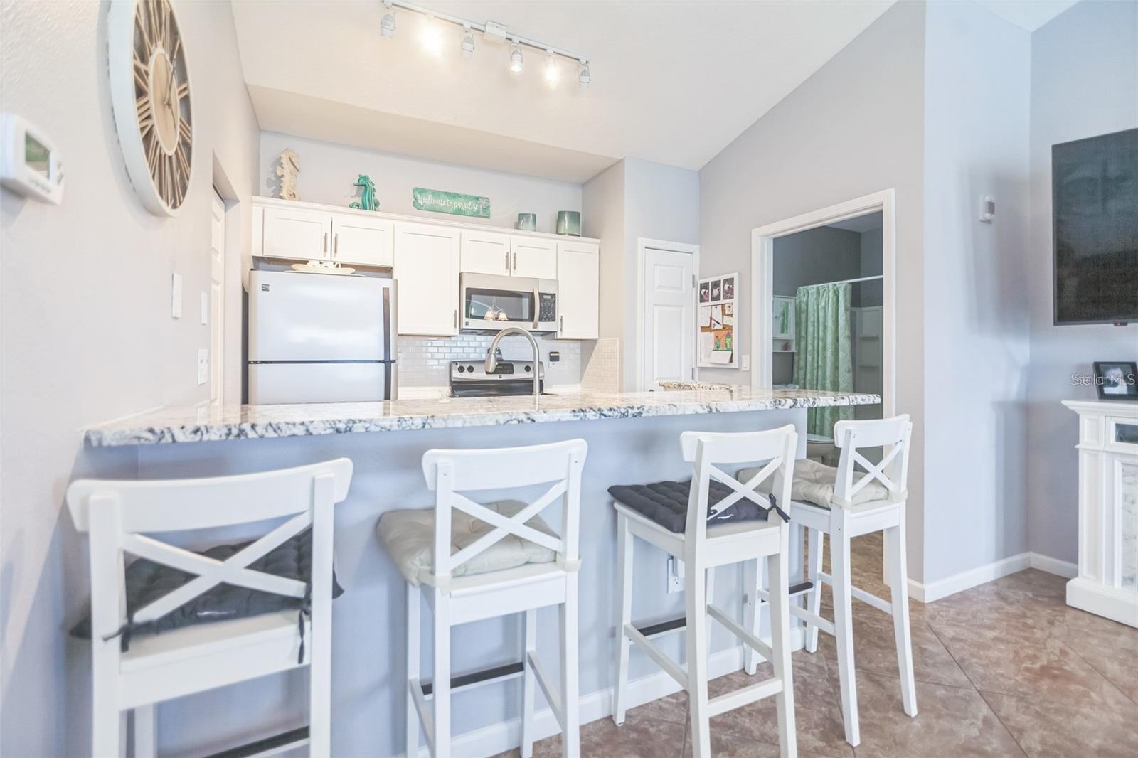 BEACHWAY CONDOS - Residential