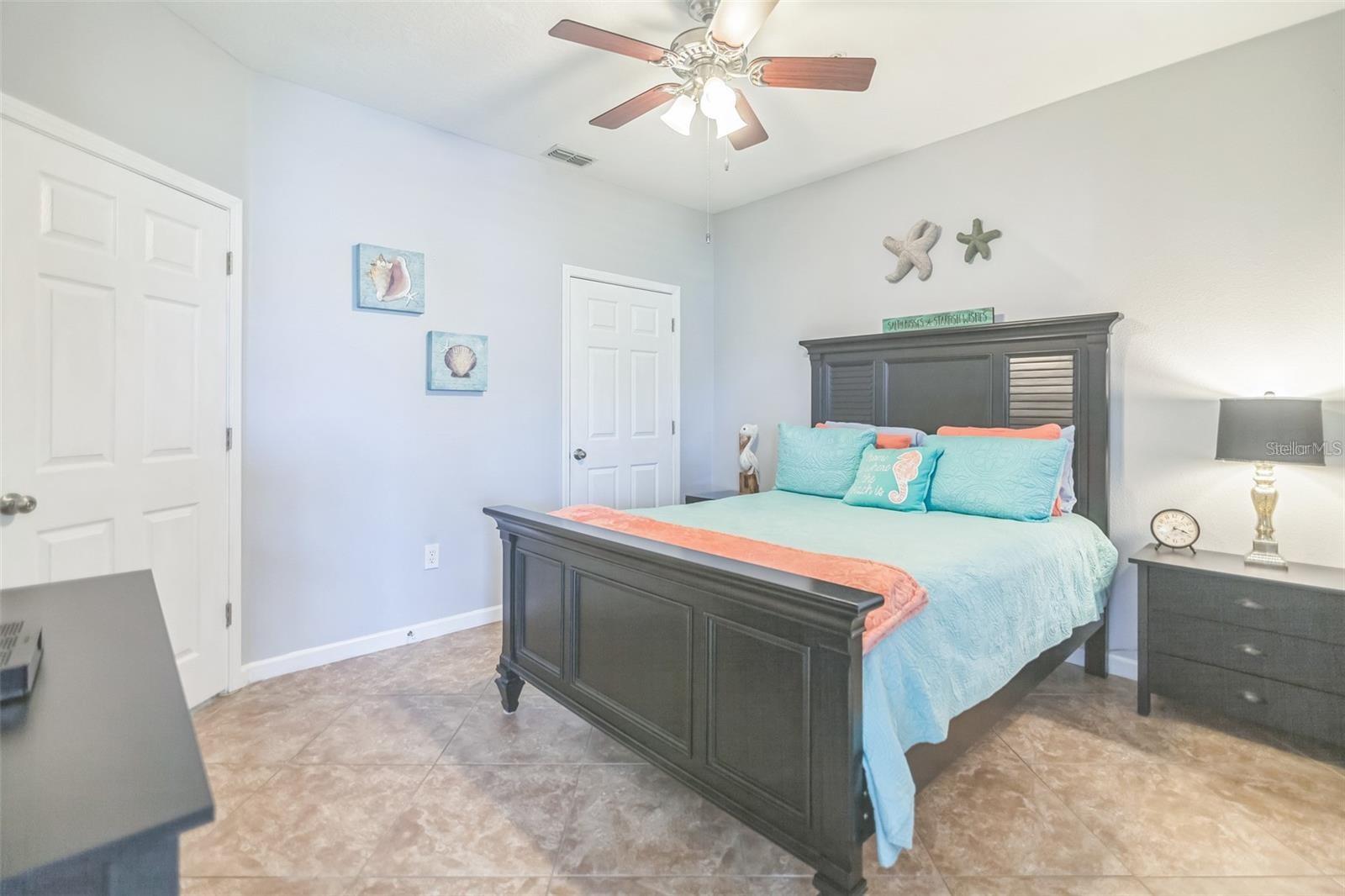 BEACHWAY CONDOS - Residential