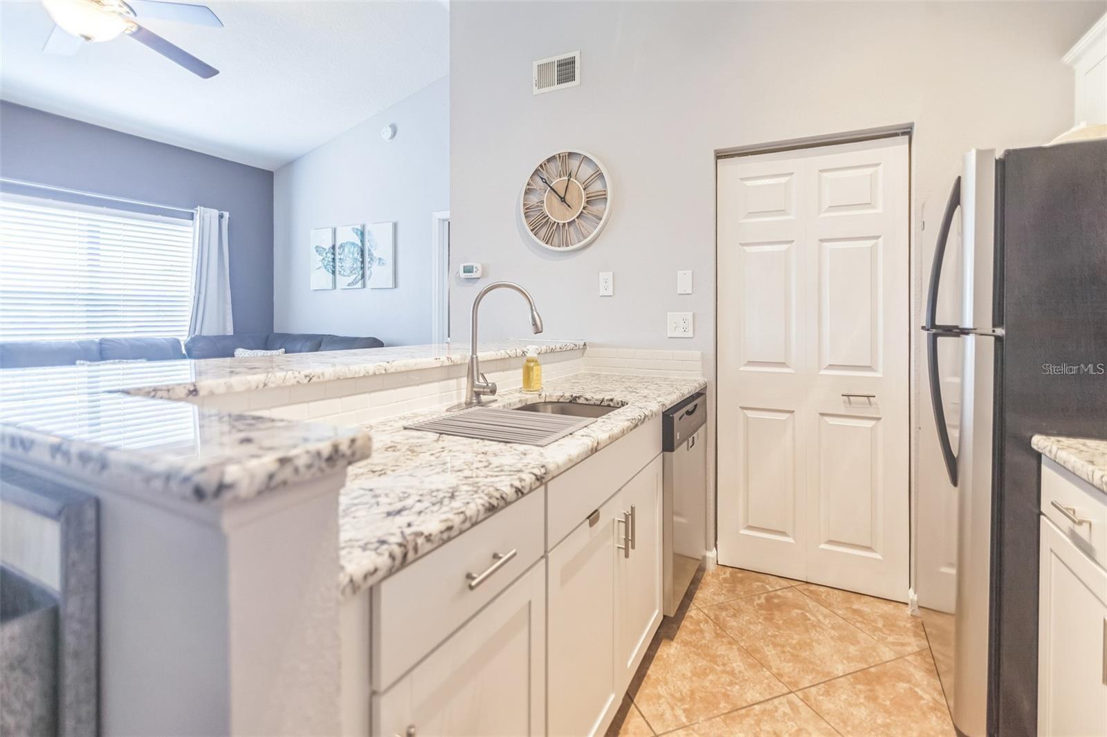 BEACHWAY CONDOS - Residential