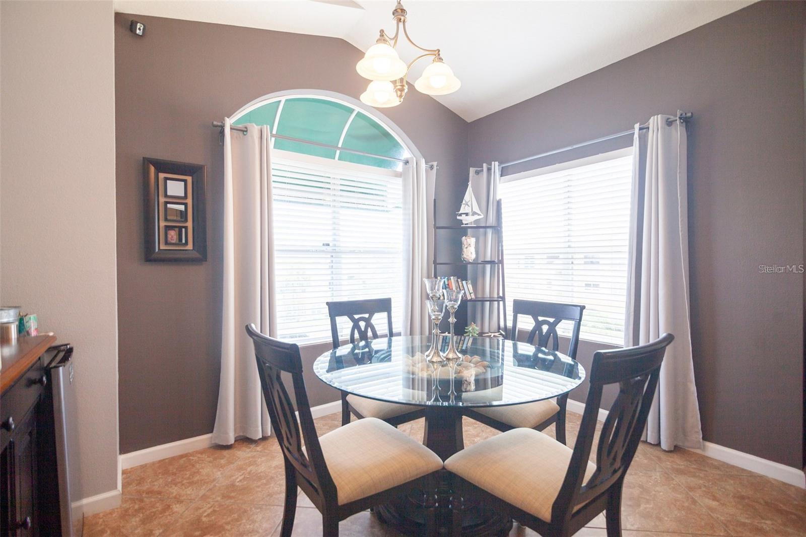 BEACHWAY CONDOS - Residential