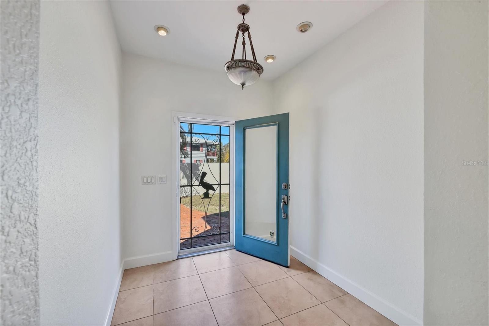 HUDSON BAYOU/MIDWOOD MANOR - Residential