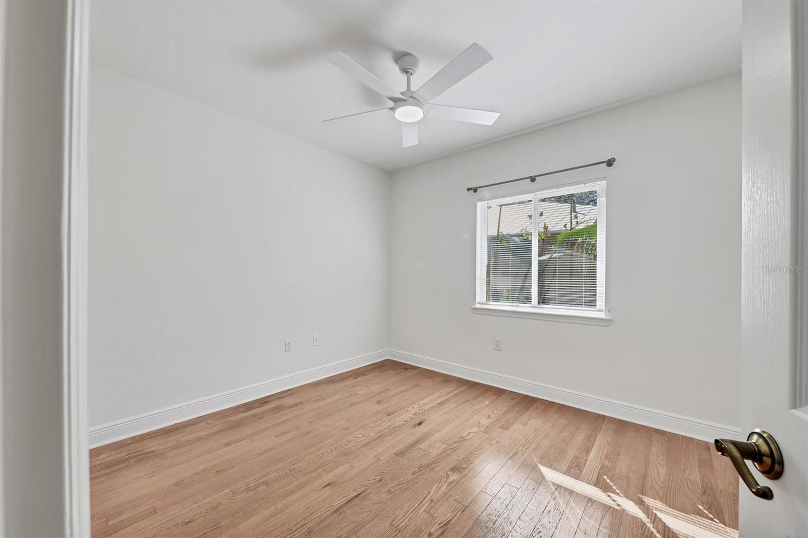 HUDSON BAYOU/MIDWOOD MANOR - Residential