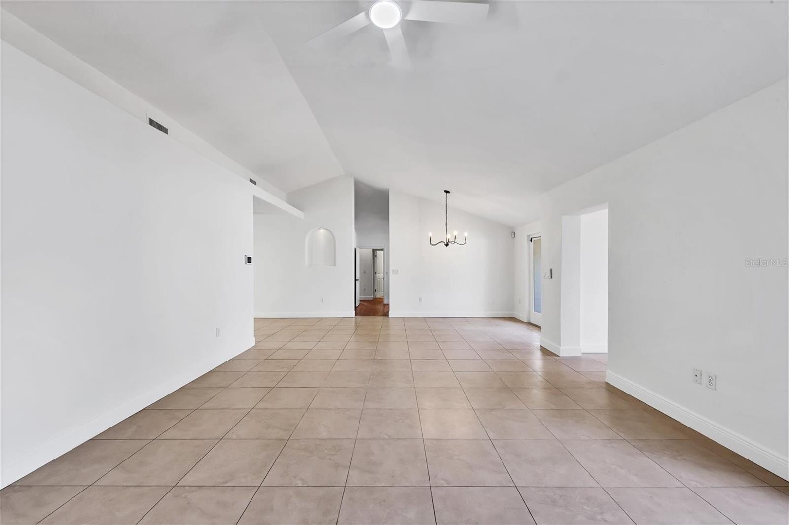 HUDSON BAYOU/MIDWOOD MANOR - Residential