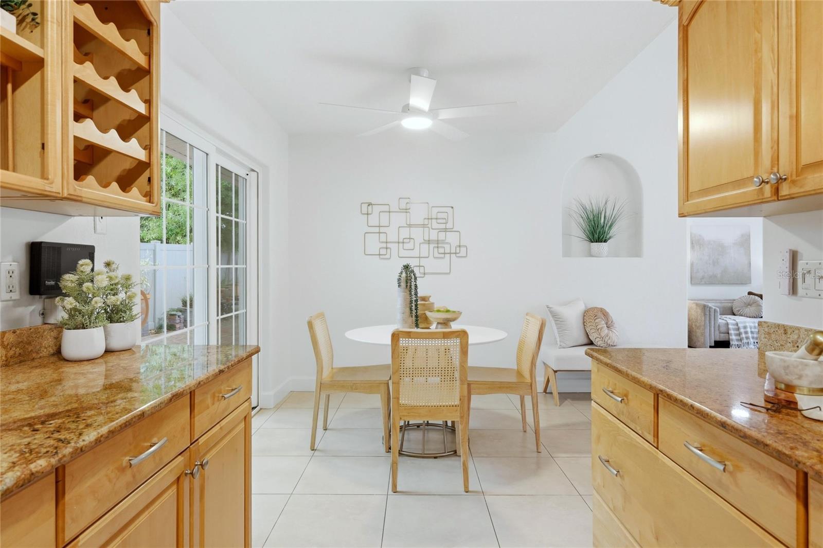 HUDSON BAYOU/MIDWOOD MANOR - Residential