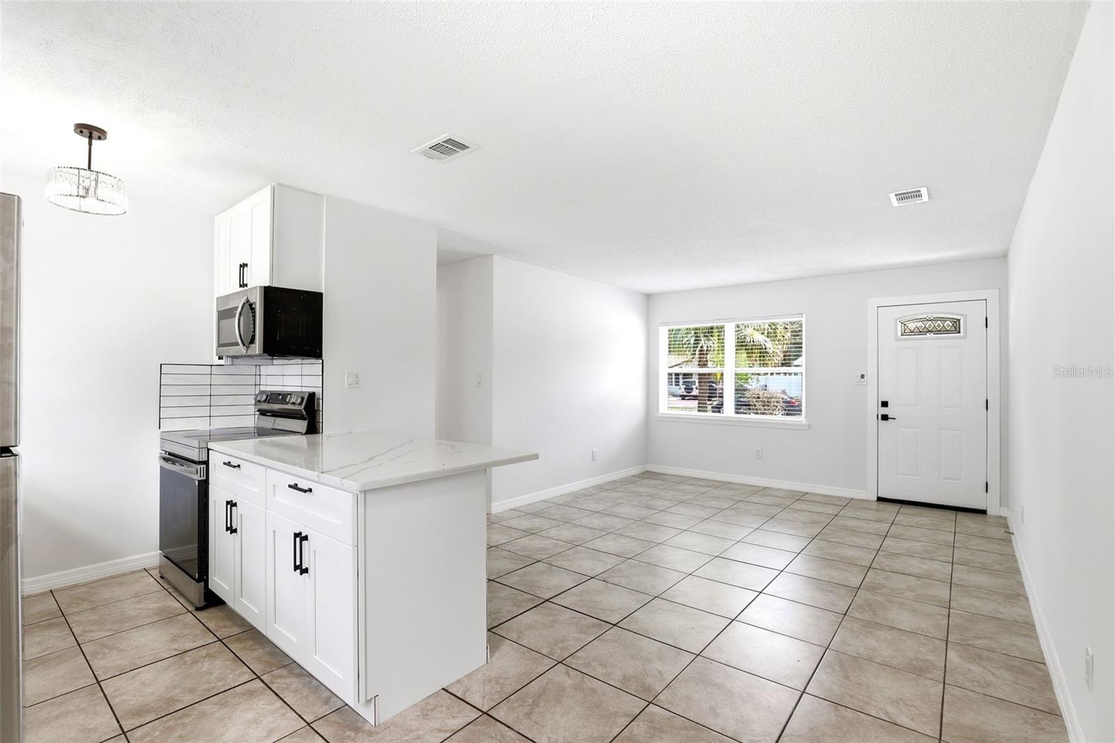 MALIBU GROVES TENTH ADD - Residential