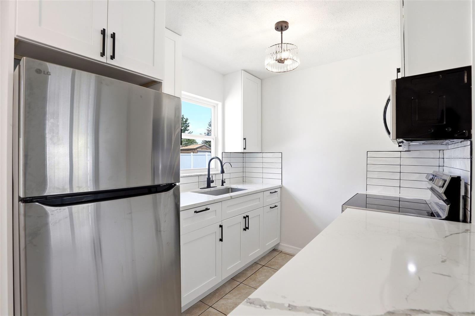MALIBU GROVES TENTH ADD - Residential
