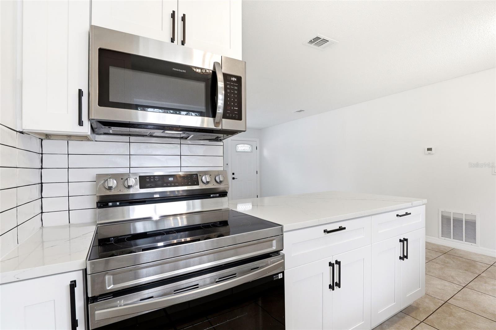 MALIBU GROVES TENTH ADD - Residential