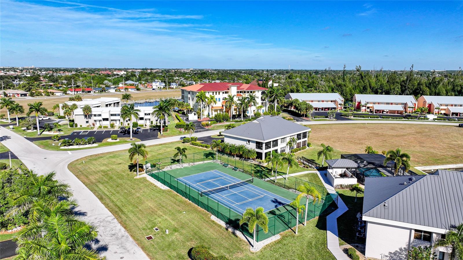 VENETIAN ISLES PH 03 BLDG 03 - Residential