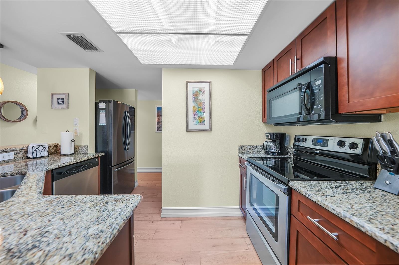 VENETIAN ISLES PH 03 BLDG 03 - Residential