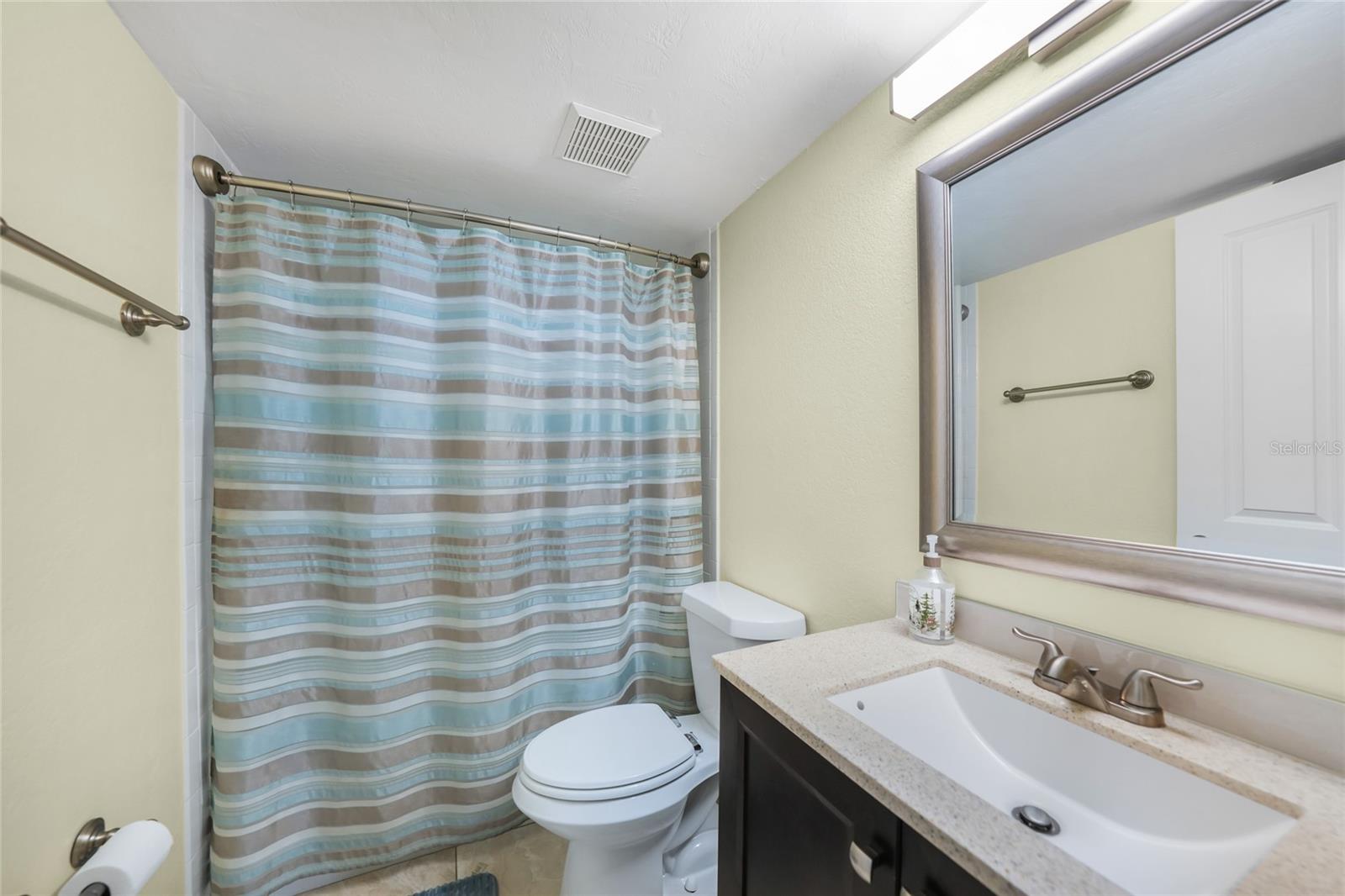 VENETIAN ISLES PH 03 BLDG 03 - Residential