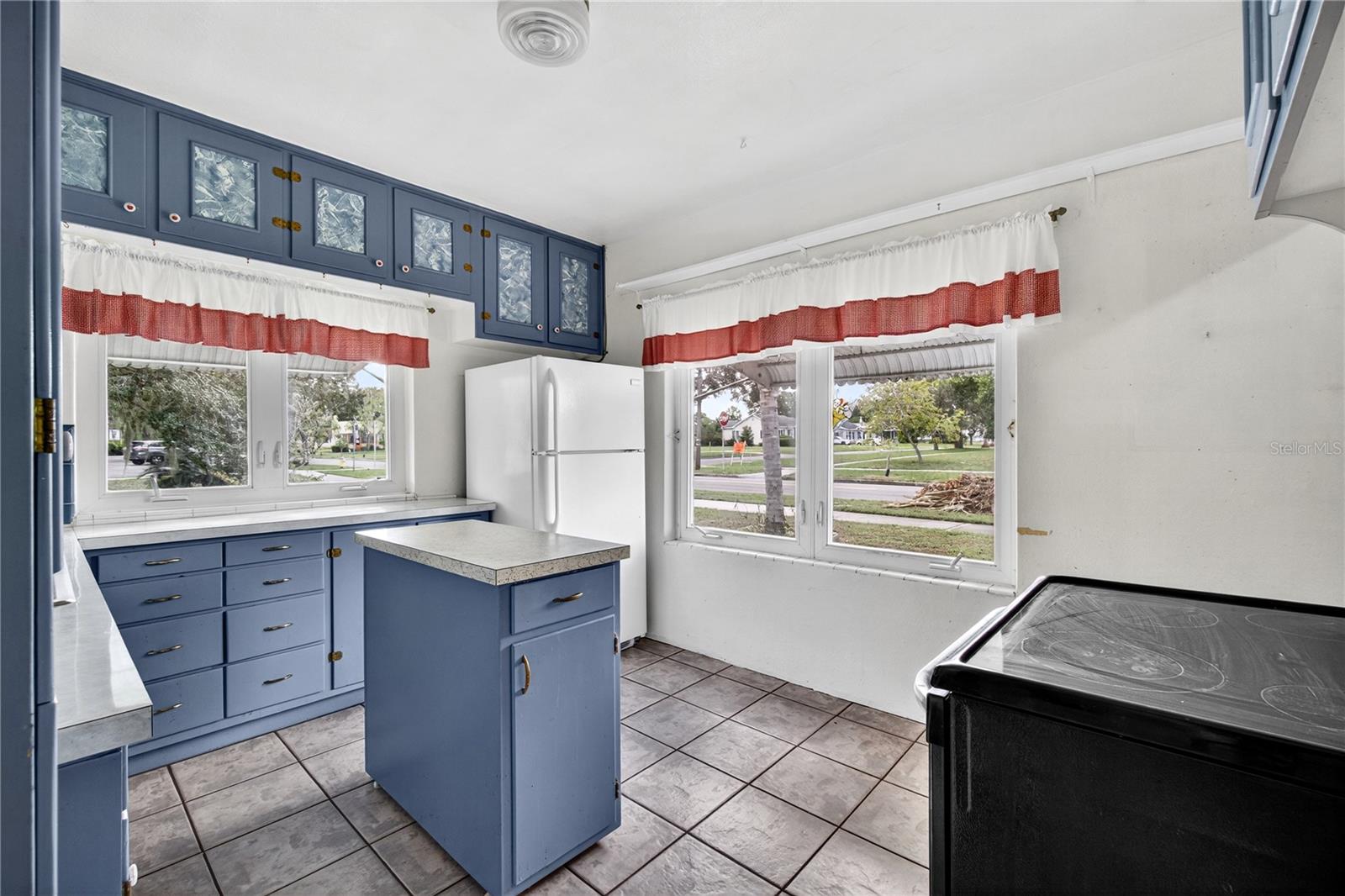 LAKE WALES - Residential