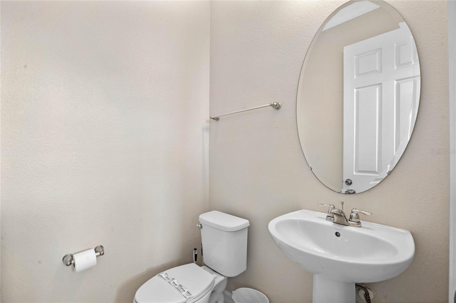 SOLARA RESORT - Residential Lease