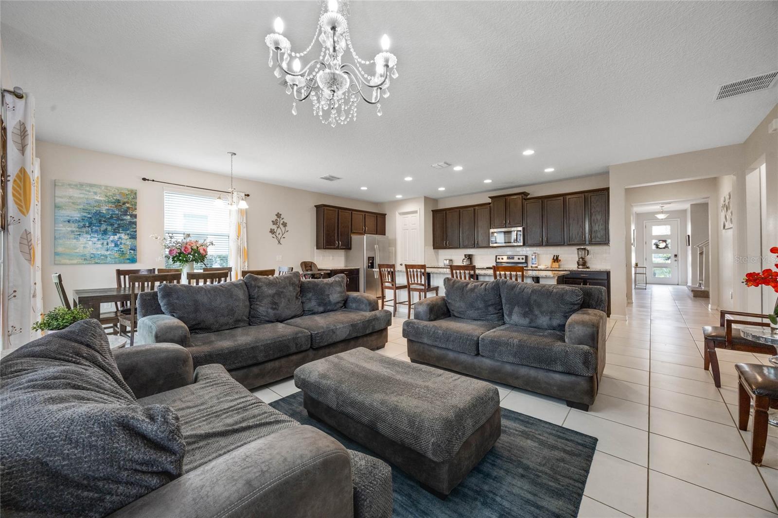 SOLARA RESORT - Residential Lease