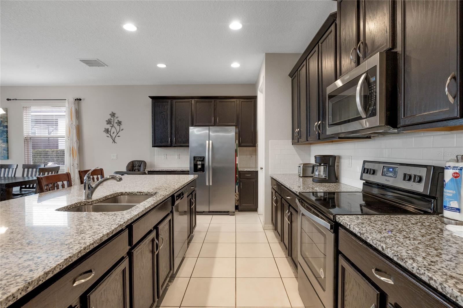 SOLARA RESORT - Residential Lease