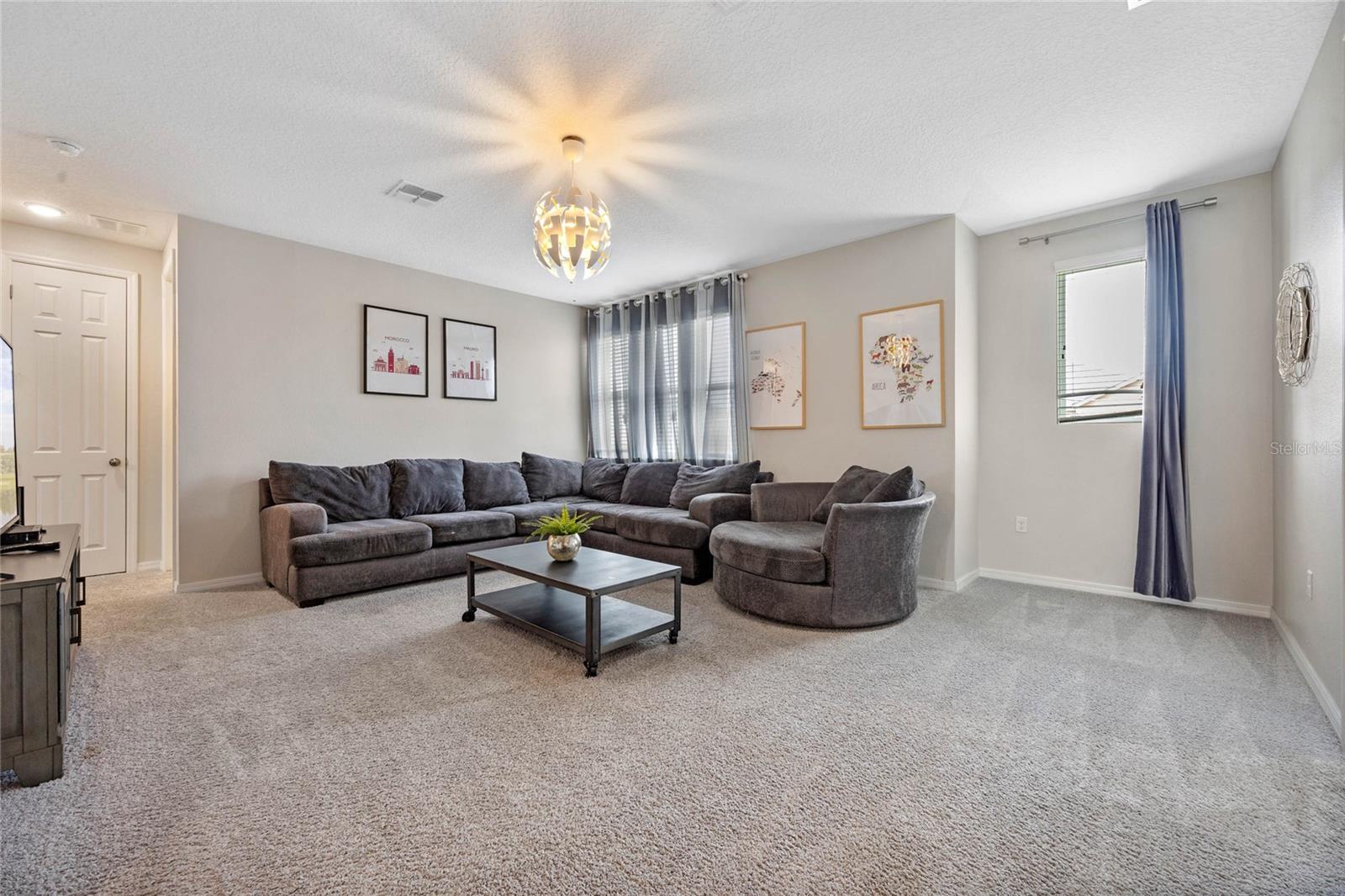 SOLARA RESORT - Residential Lease