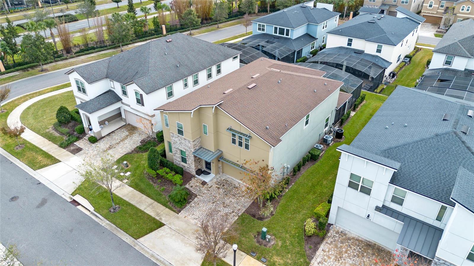 SOLARA RESORT - Residential Lease