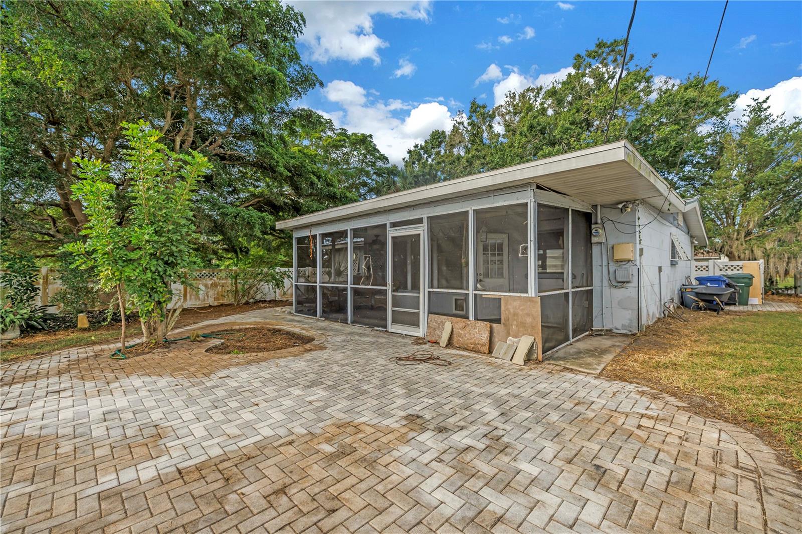 SUN HAVEN - Residential