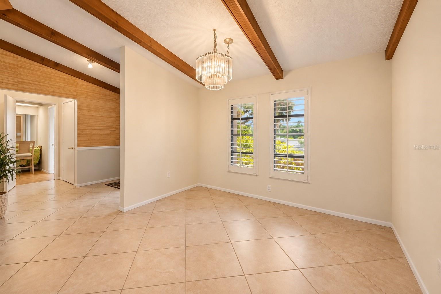 3721 ASTER DRIVE, SARASOTA, FL, 34233 3 3721 ASTER DRIVE